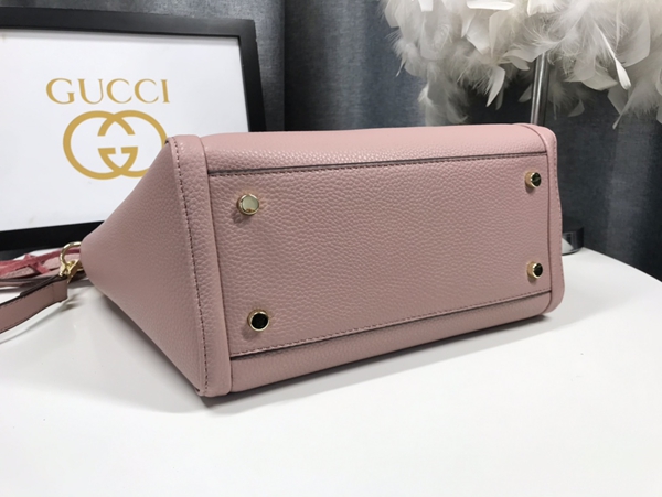 激安グッチバッグコピー角部分ディテール